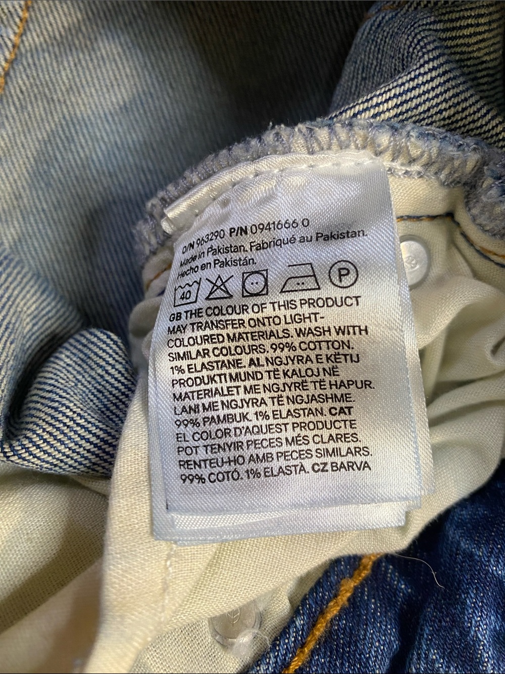 H&M Blue Denim Jeans with Gold Stitching - Picture 3 of 9